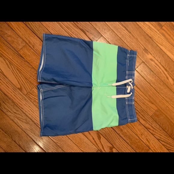 Boys bathing suit medium - Picture 2 of 2